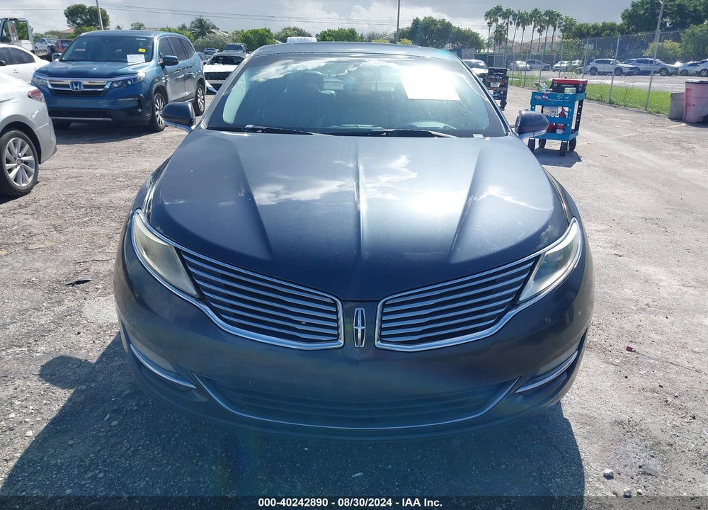 2014 LINCOLN MKZ VIN: 3LN6L2GK9ER828197