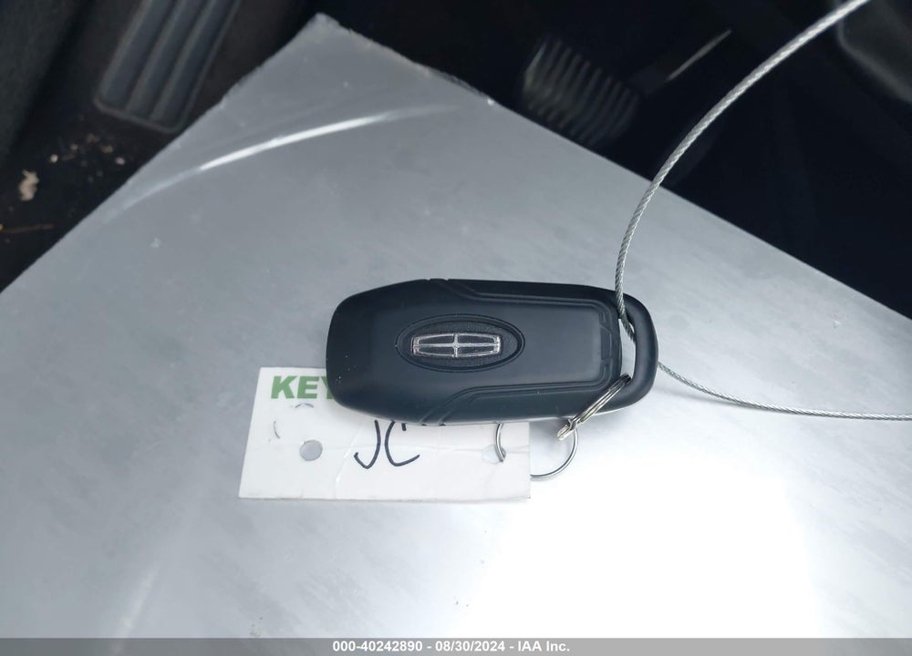 2014 LINCOLN MKZ VIN: 3LN6L2GK9ER828197