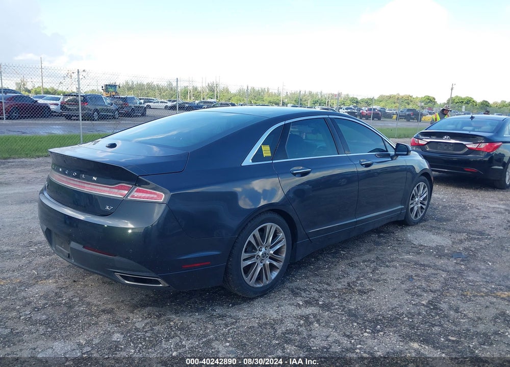2014 LINCOLN MKZ VIN: 3LN6L2GK9ER828197