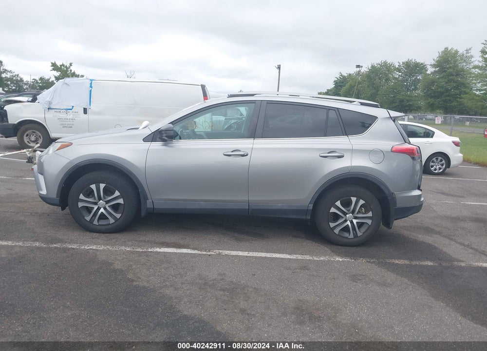 2017 TOYOTA RAV4 LE VIN: 2T3ZFREVXHW332971