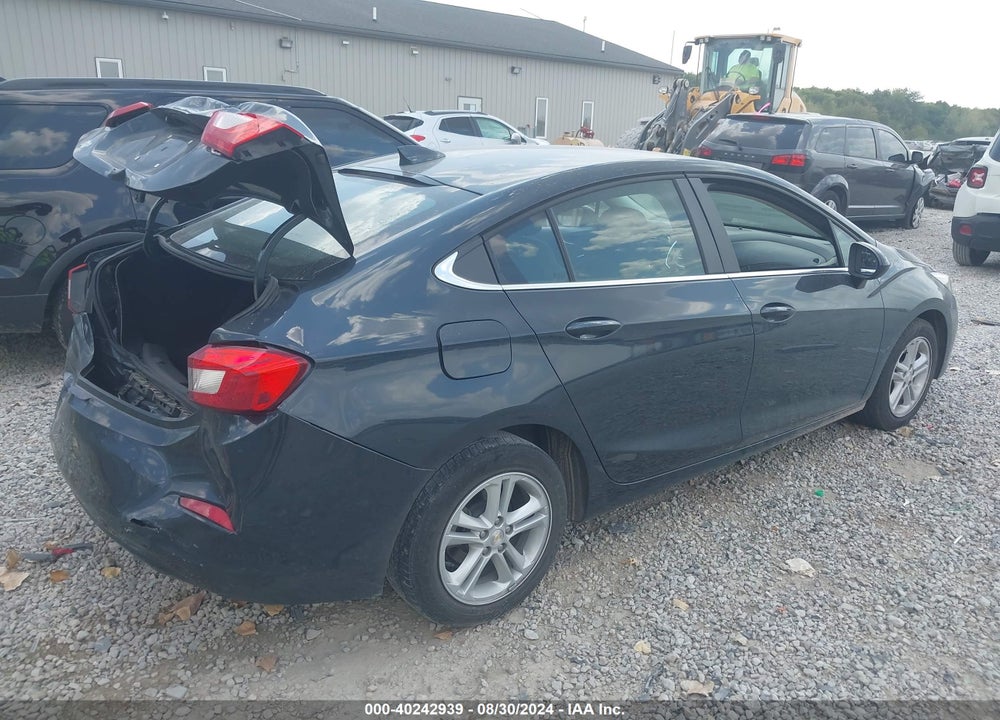 2018 CHEVROLET CRUZE LT AUTO VIN: 1G1BE5SM9J7232458