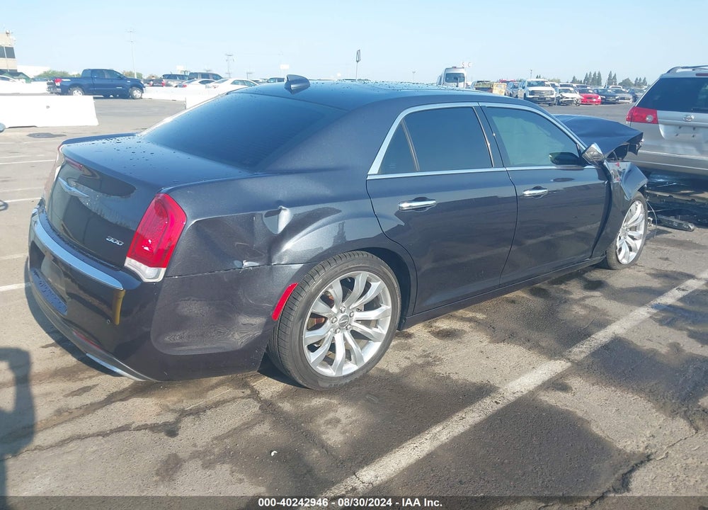 2018 CHRYSLER 300 LIMITED VIN: 2C3CCAEG7JH227638