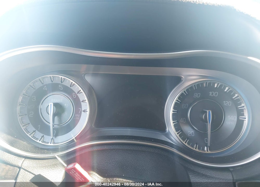 2018 CHRYSLER 300 LIMITED VIN: 2C3CCAEG7JH227638