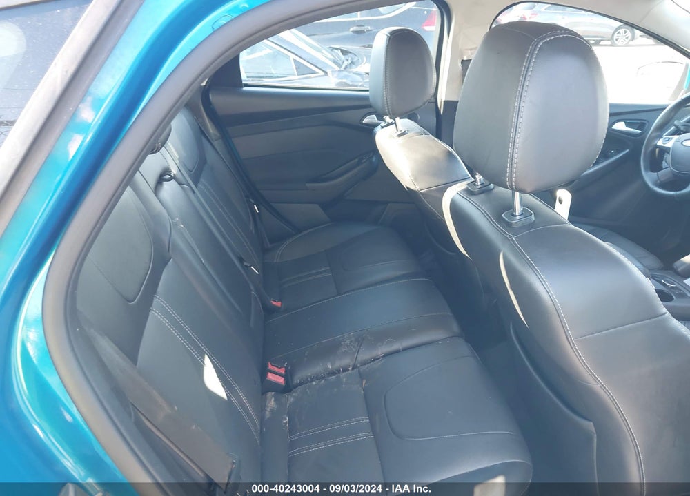 2014 FORD FOCUS TITANIUM VIN: 1FADP3N28EL303628