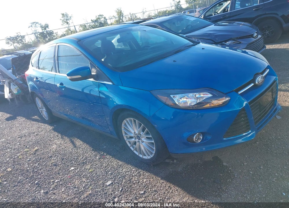 2014 FORD FOCUS TITANIUM VIN: 1FADP3N28EL303628