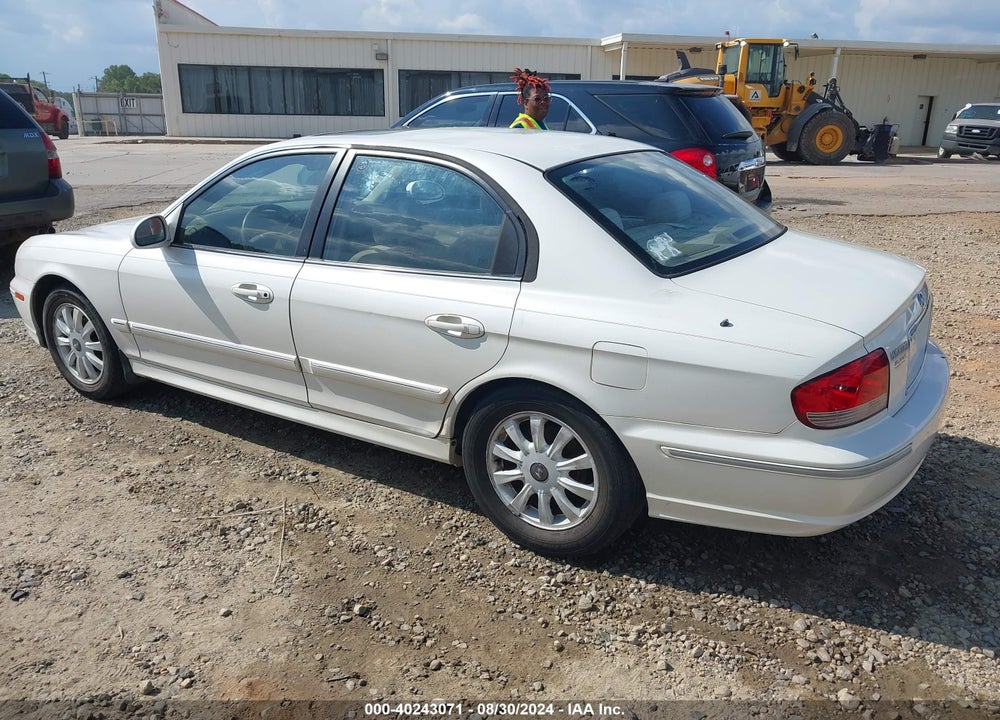 2003 HYUNDAI SONATA GLS/LX VIN: KMHWF35H53A910746