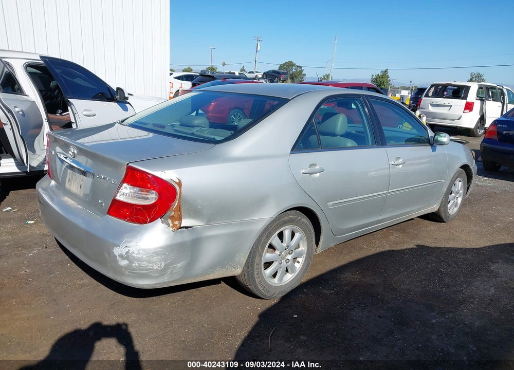 2002 TOYOTA CAMRY XLE V6 VIN: 4T1BF30K82U002516