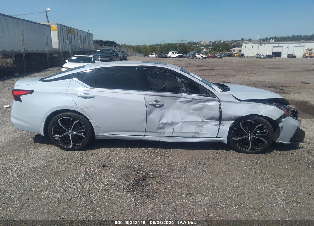 2024 NISSAN ALTIMA SR FWD VIN: 1N4BL4CV4RN318269