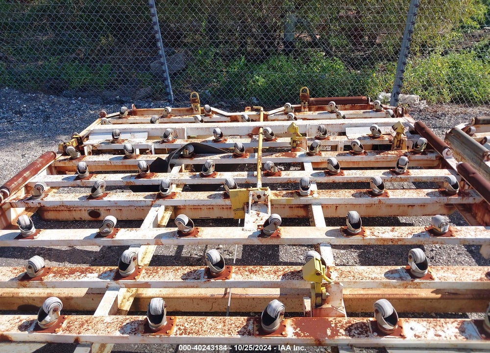 2000 EQUIPMENT GSE TC7-FEC VIN: 00000000000051780