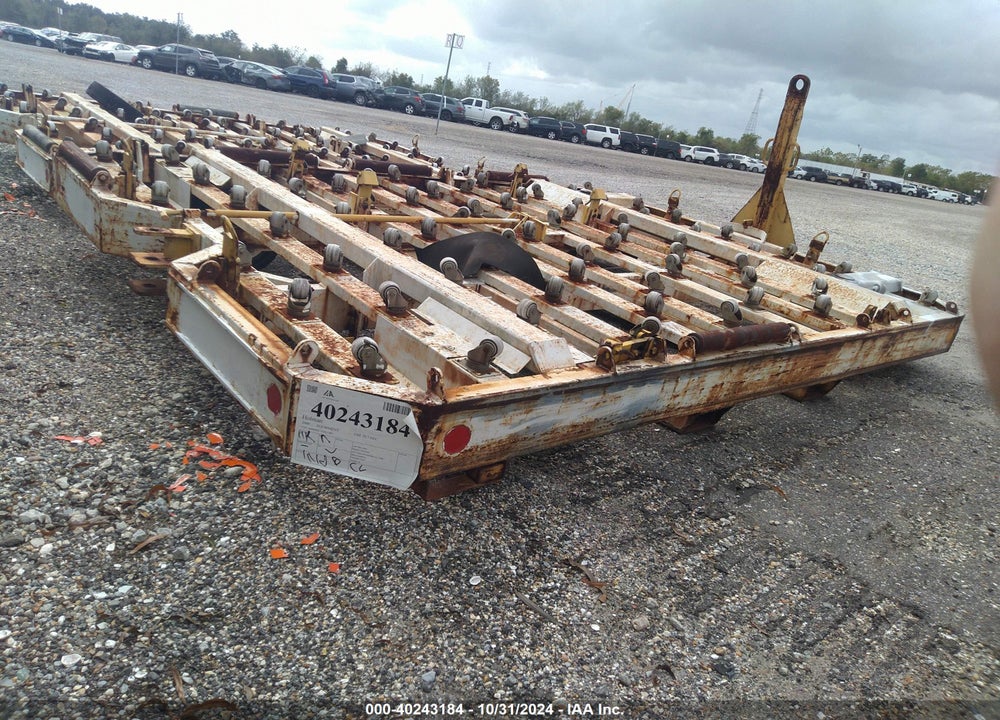 2000 EQUIPMENT GSE TC7-FEC VIN: 00000000000051780