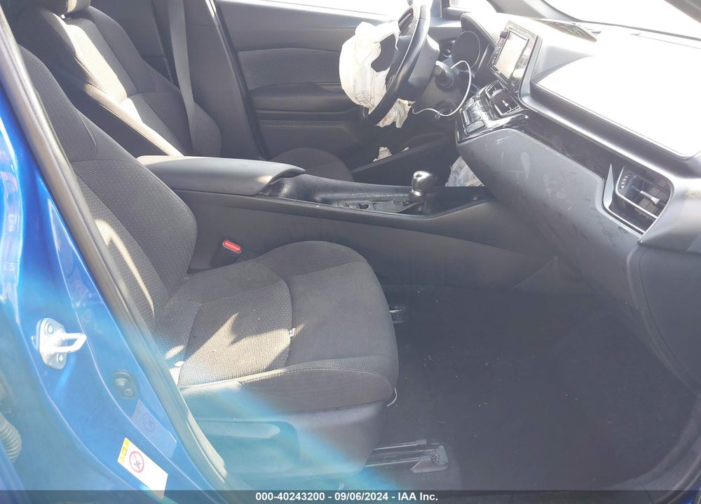 2018 TOYOTA C-HR XLE VIN: NMTKHMBXXJR038805