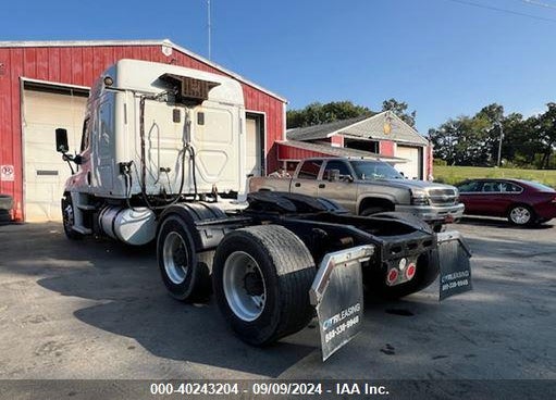 2016 FREIGHTLINER CASCADIA 125 VIN: 3AKJGLDV9GSHE0061
