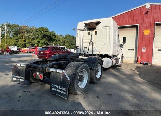 2016 FREIGHTLINER CASCADIA 125 VIN: 3AKJGLDV9GSHE0061