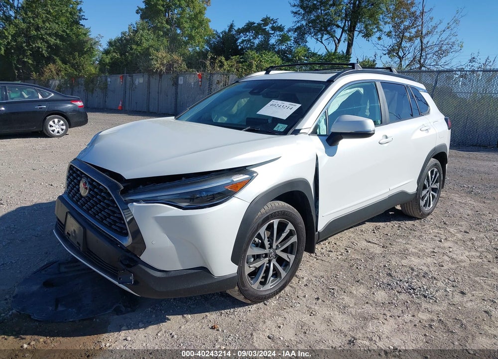 2022 TOYOTA COROLLA CROSS XLE VIN: 7MUDAABG7NV029567