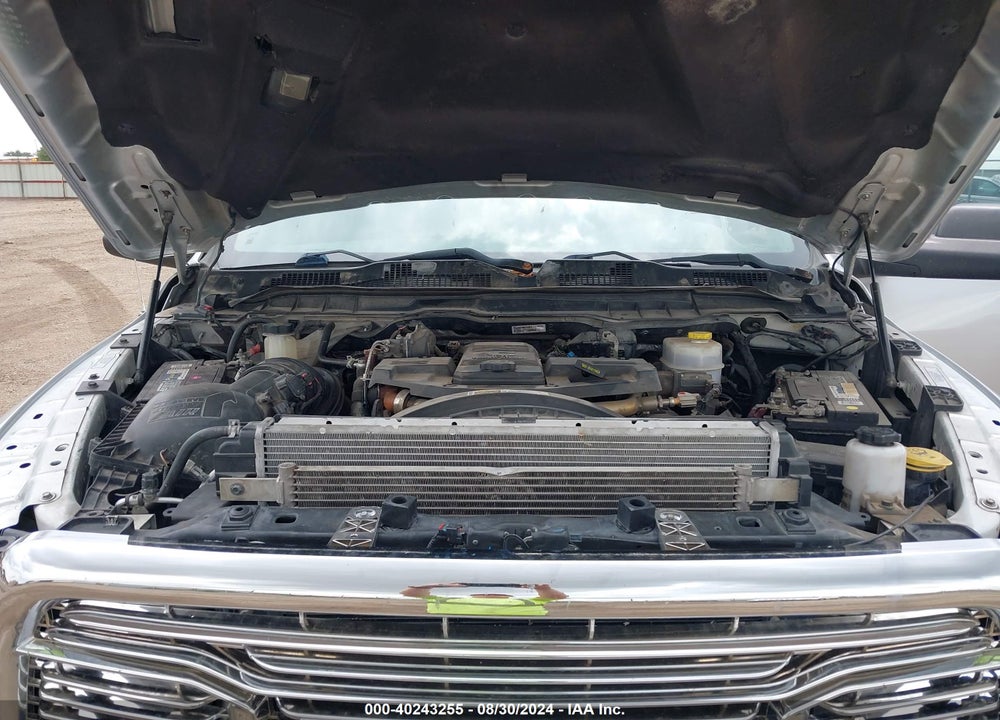 2018 RAM 2500 LAIE  4X4 6'4 BOX VIN: 3C6UR5FL8JG260138