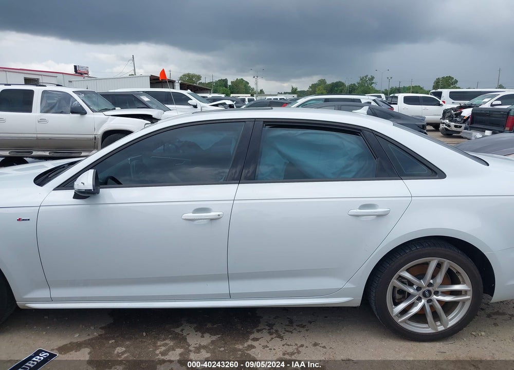 2017 AUDI A4 2.0T SEASON OF  PREMIUM VIN: WAUDNAF44HN046848