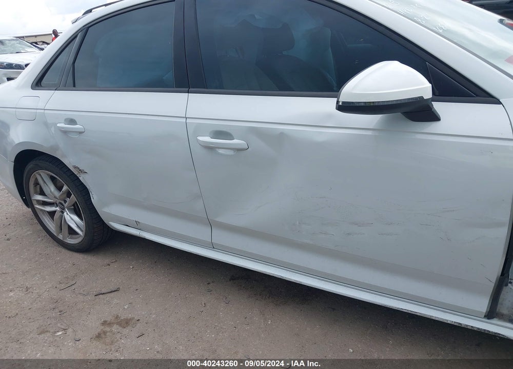 2017 AUDI A4 2.0T SEASON OF  PREMIUM VIN: WAUDNAF44HN046848