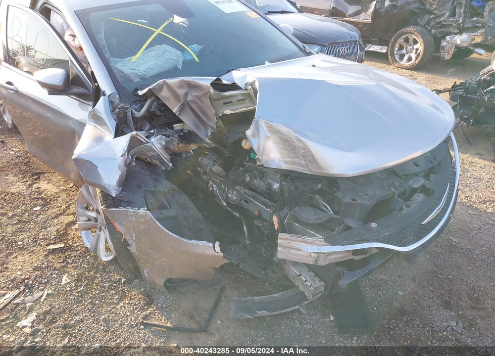 2015 CHRYSLER 200 LIMITED VIN: 1C3CCCABXFN695450