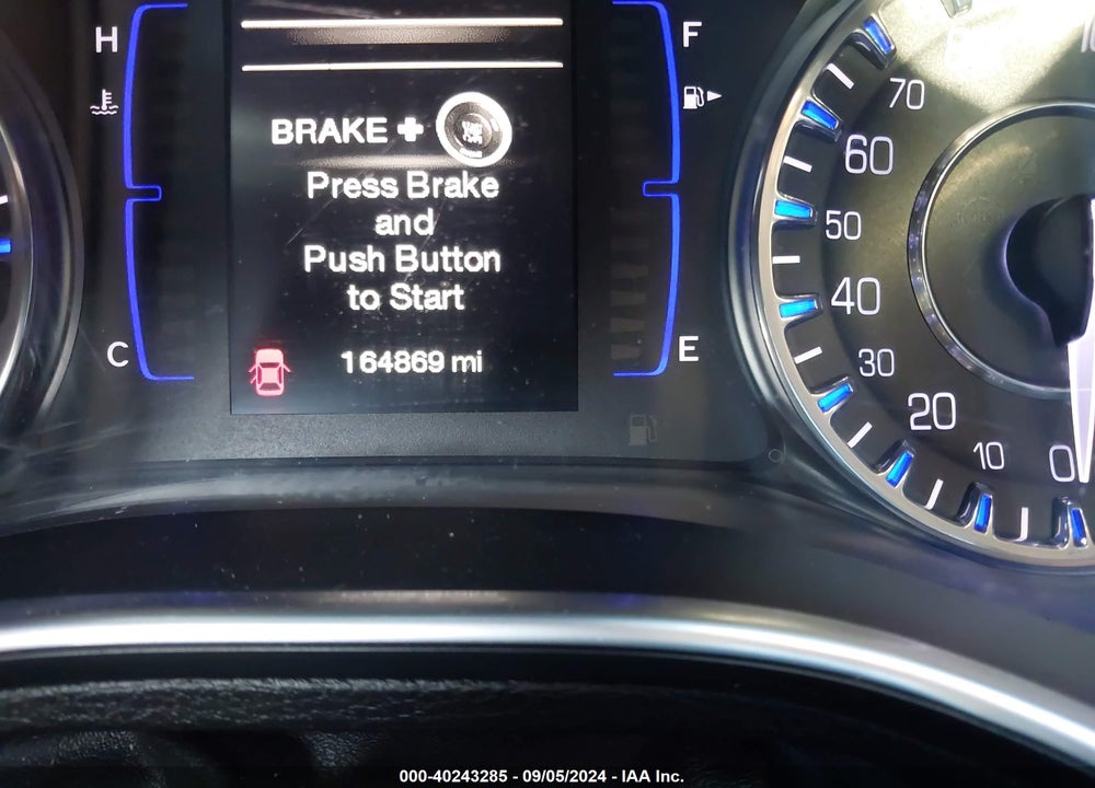 2015 CHRYSLER 200 LIMITED VIN: 1C3CCCABXFN695450