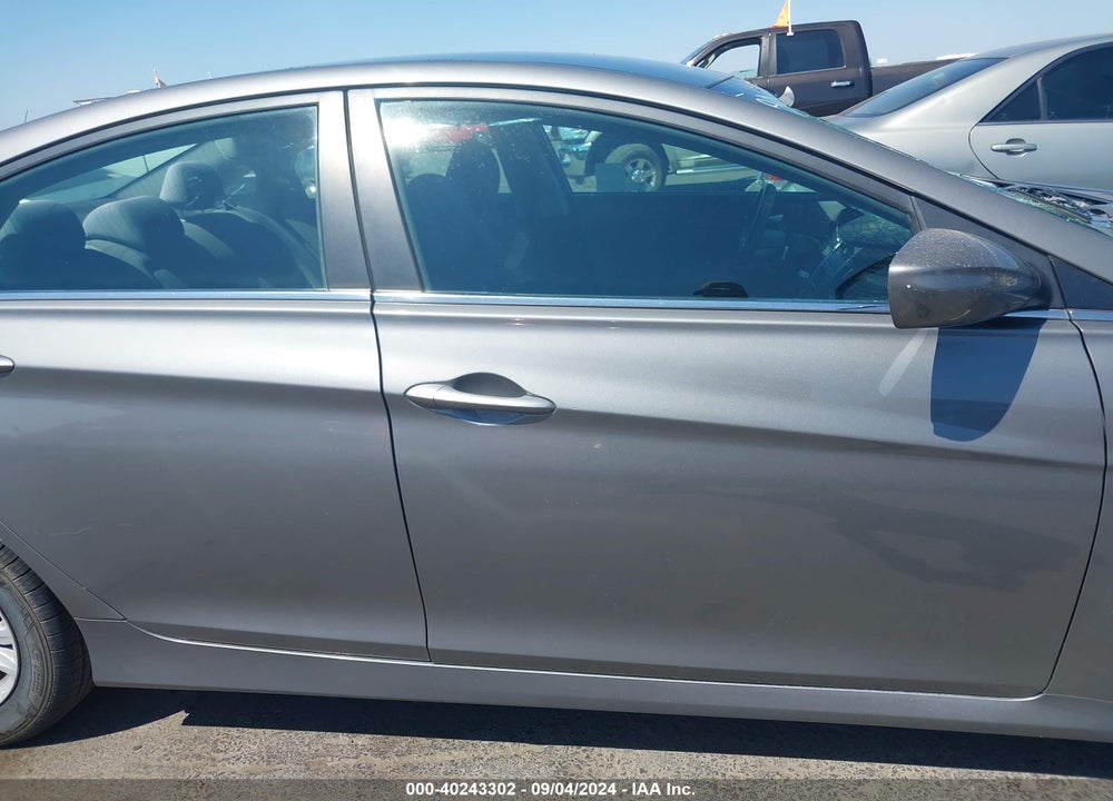 2014 HYUNDAI SONATA GLS VIN: 5NPEB4ACXEH863205
