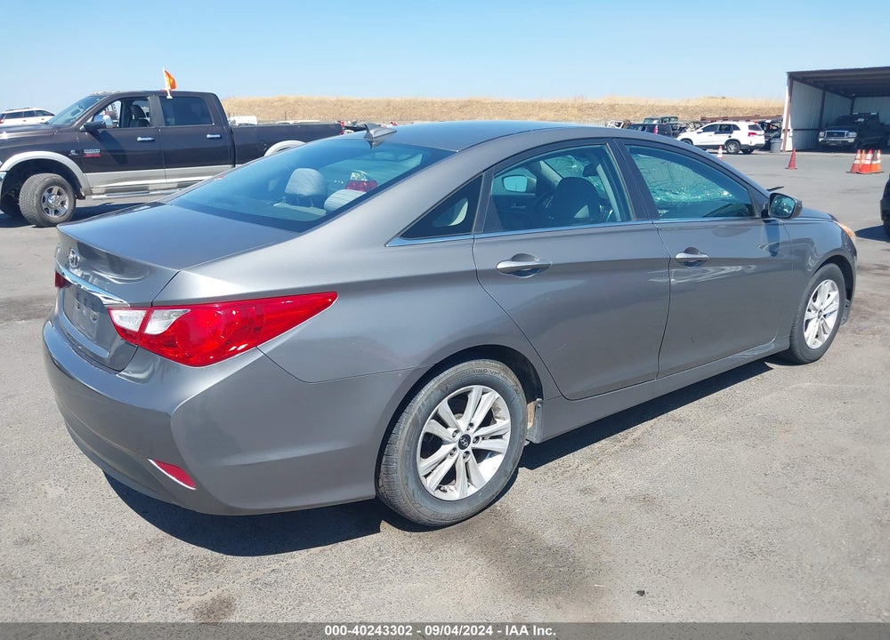 2014 HYUNDAI SONATA GLS VIN: 5NPEB4ACXEH863205