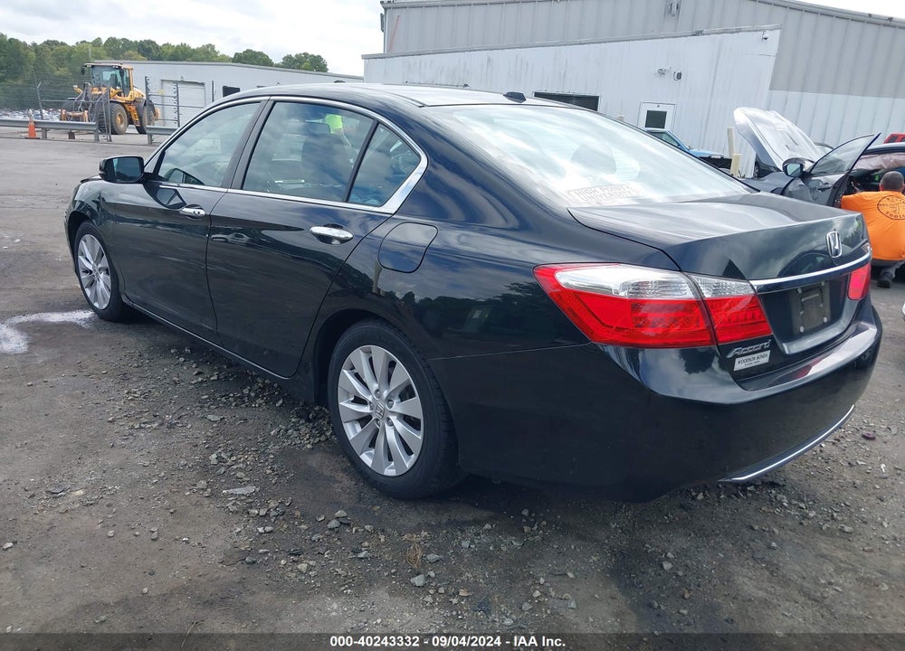 2015 HONDA ACCORD EX-L VIN: 1HGCR2F85FA063305