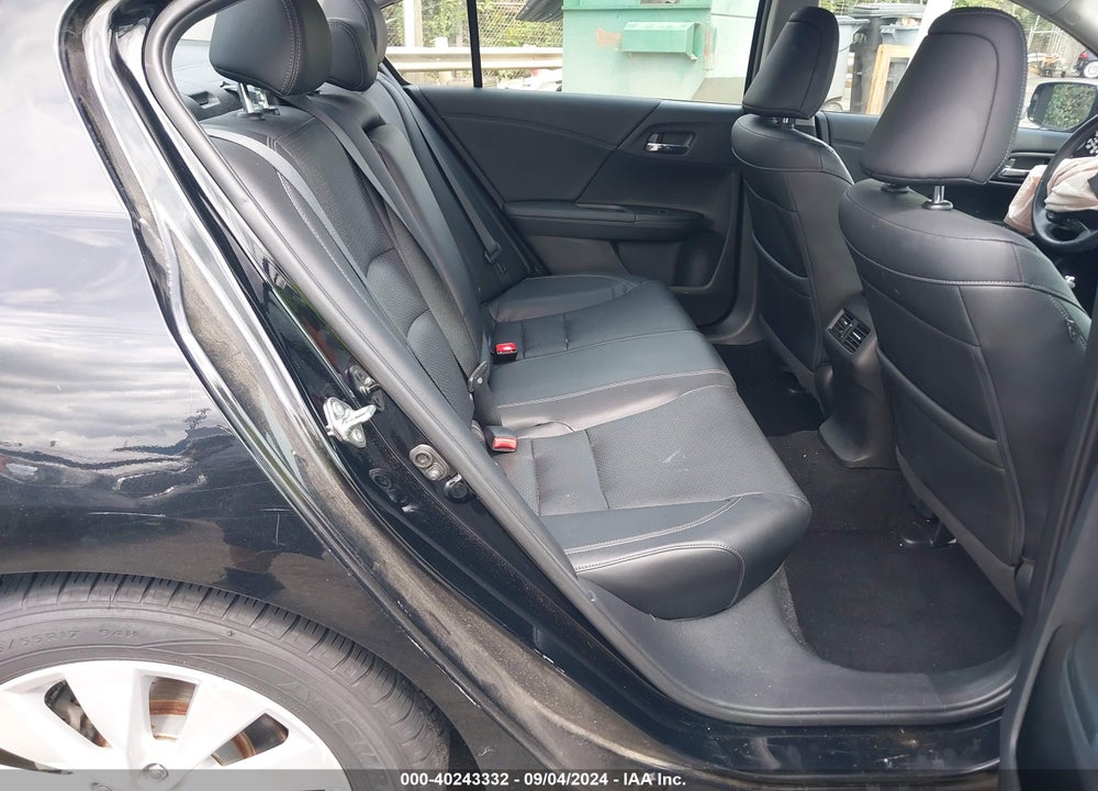 2015 HONDA ACCORD EX-L VIN: 1HGCR2F85FA063305