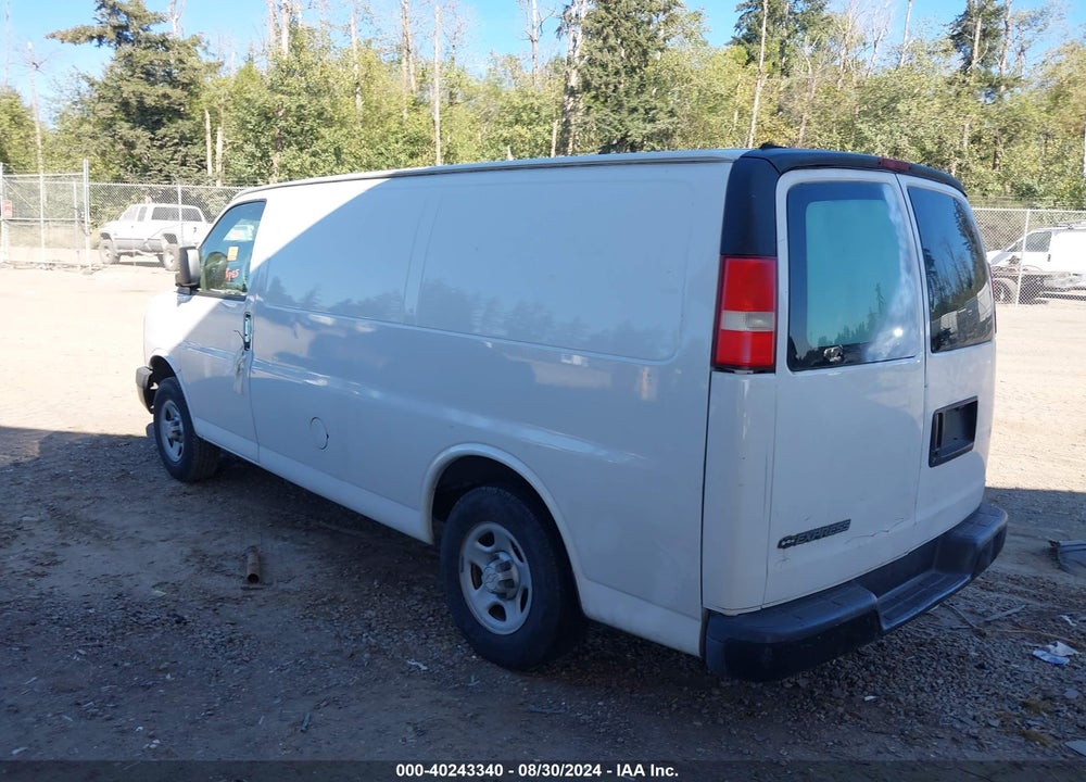 2007 CHEVROLET EXPRESS WORK VAN VIN: 1GCFG15X071117082