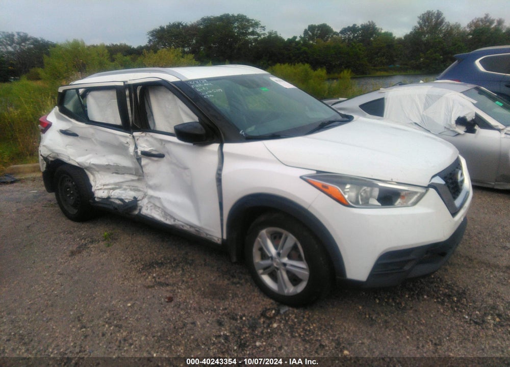 2019 NISSAN KICKS S VIN: 3N1CP5CU4KL535779