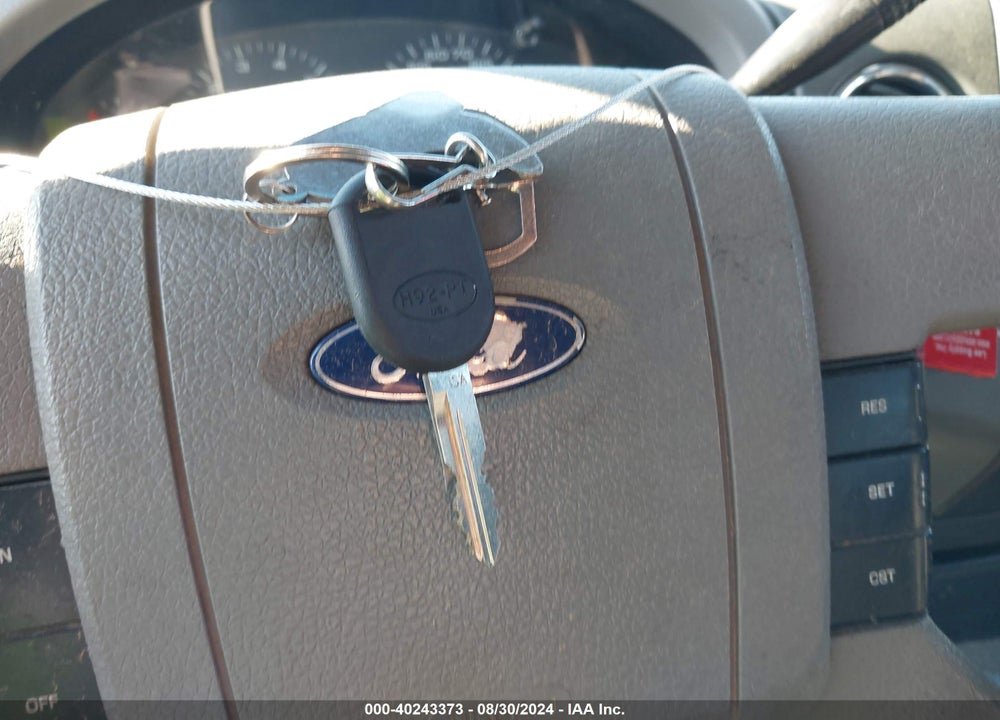 2004 FORD F-150 STX/XL/XLT VIN: 1FTRX14W54NA68522