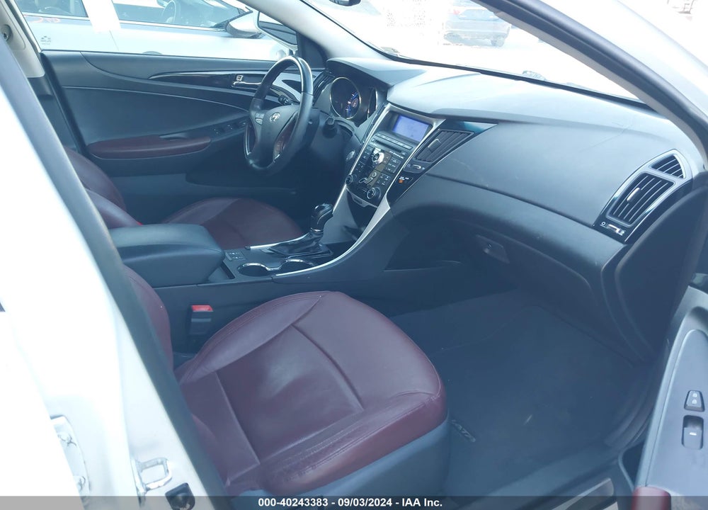 2011 HYUNDAI SONATA LIMITED VIN: 5NPEC4AC5BH033501