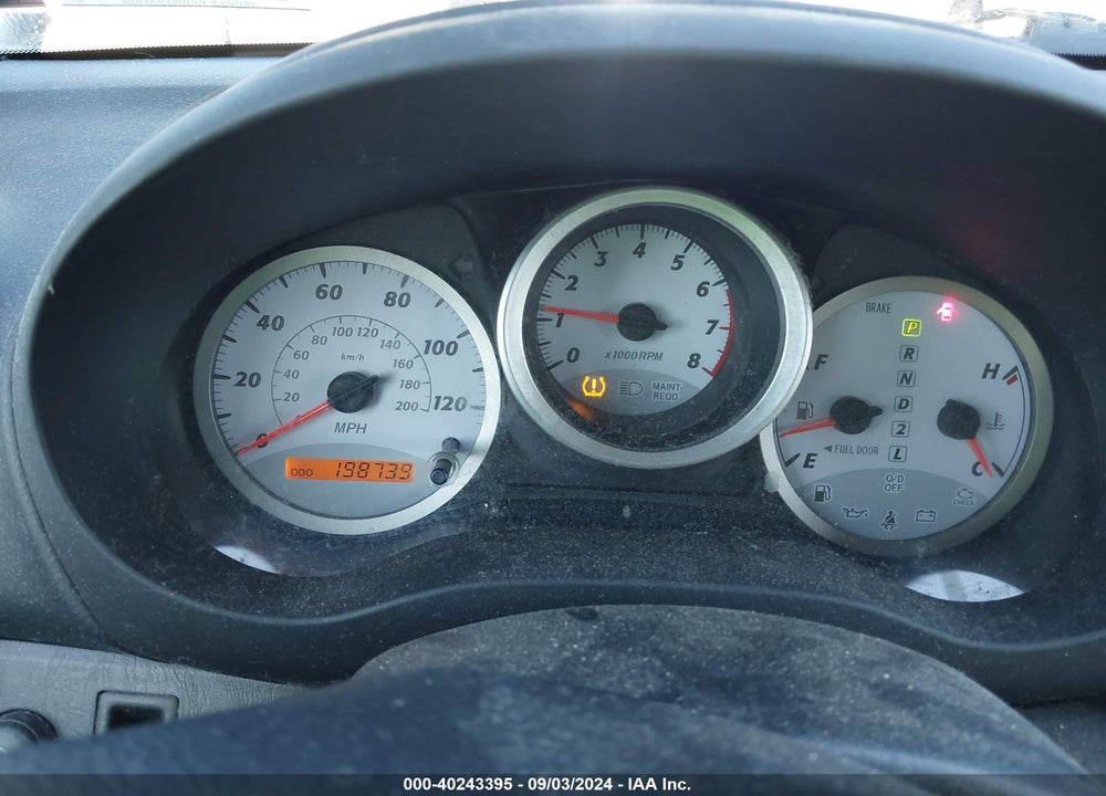 2005 TOYOTA RAV4 VIN: JTEHD20V850037394