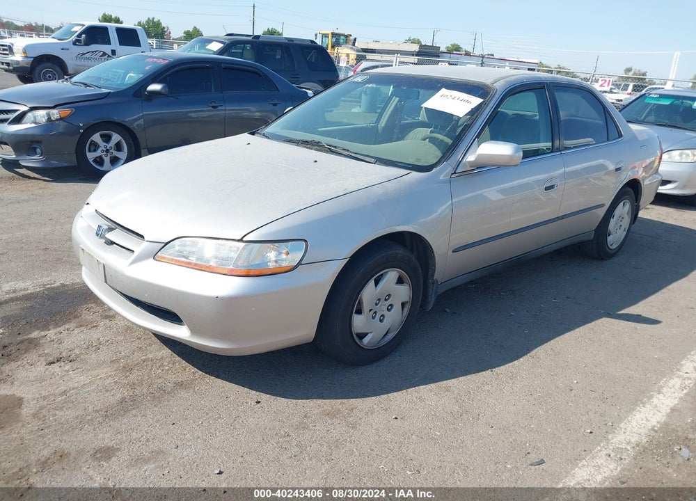 1998 HONDA ACCORD LX V6 VIN: 1HGCG1641WA009593
