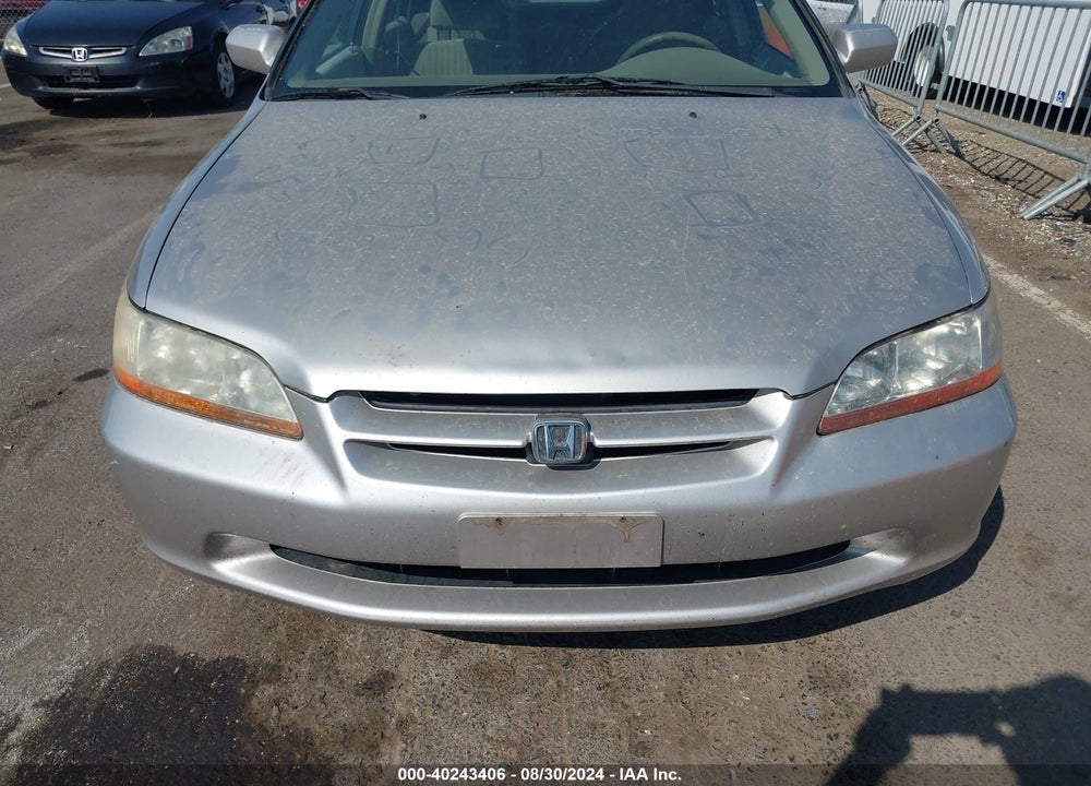 1998 HONDA ACCORD LX V6 VIN: 1HGCG1641WA009593