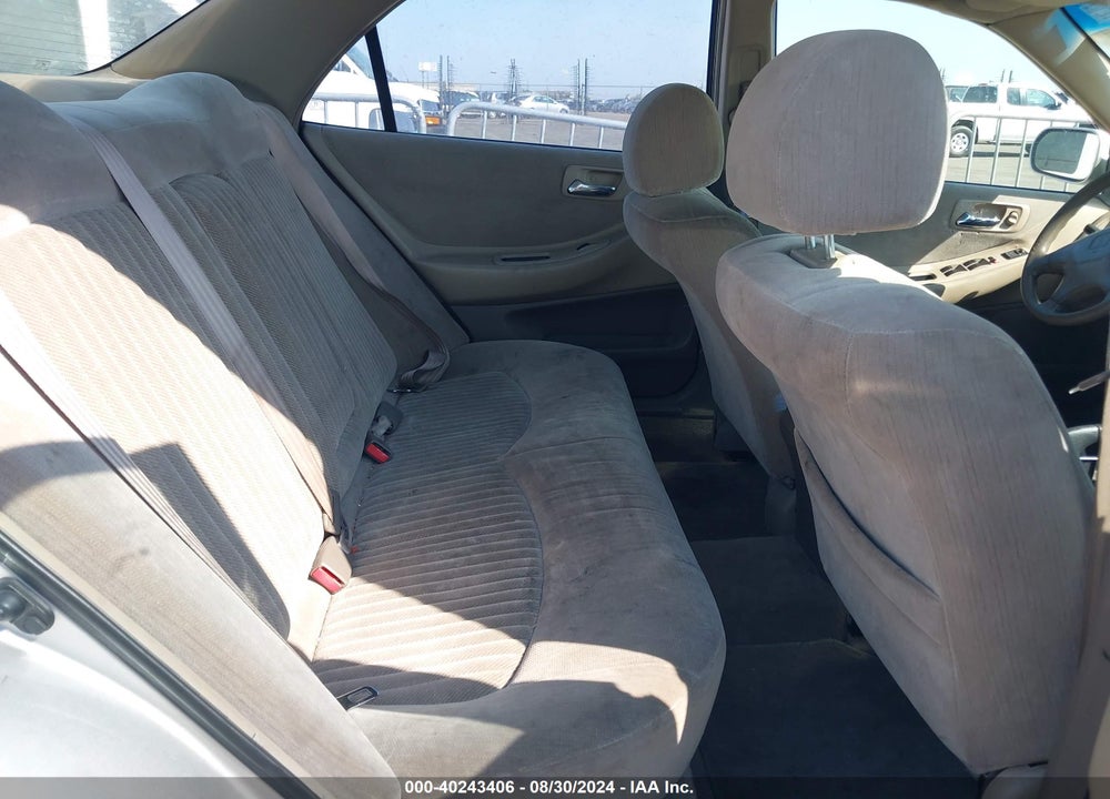 1998 HONDA ACCORD LX V6 VIN: 1HGCG1641WA009593