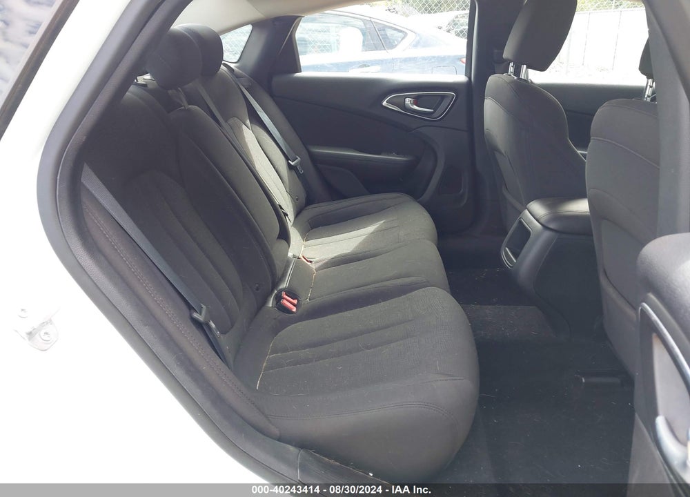 2016 CHRYSLER 200 LIMITED VIN: 1C3CCCAB4GN166030