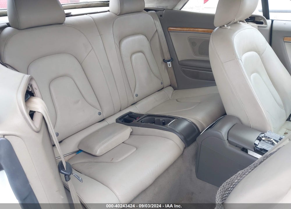 2010 AUDI A5 2.0T PREMIUM VIN: WAUAFAFH7AN019703