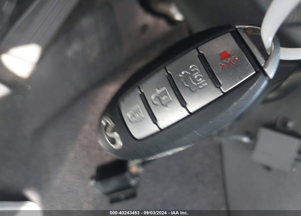 2015 INFINITI Q50 VIN: JN1BV7AP1FM352734