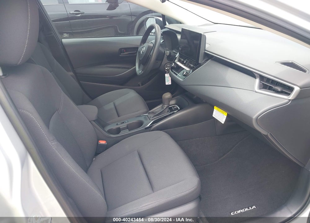 2024 TOYOTA COROLLA LE VIN: 5YFB4MDE1RP088747