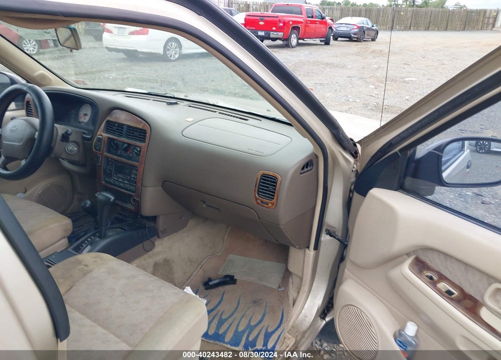 1998 NISSAN PATHFINDER LE/SE/XE VIN: JN8AR05Y2WW233753