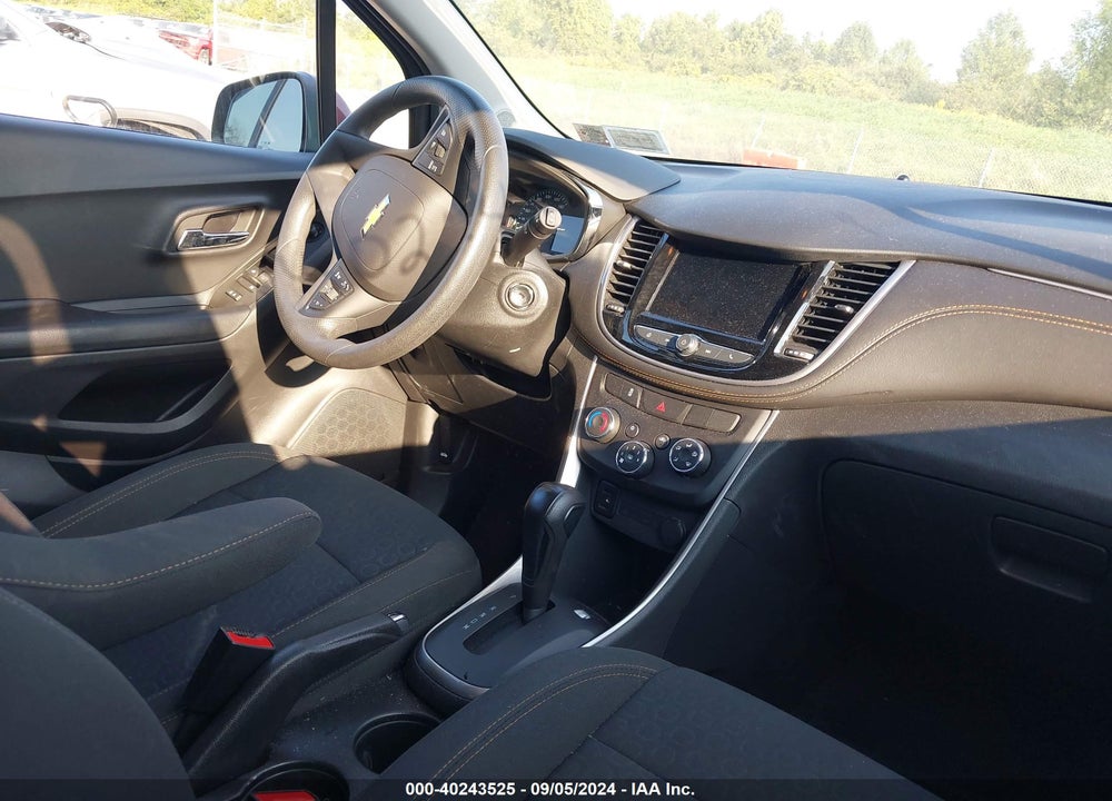 2022 CHEVROLET TRAX AWD LS VIN: KL7CJNSM9NB513277