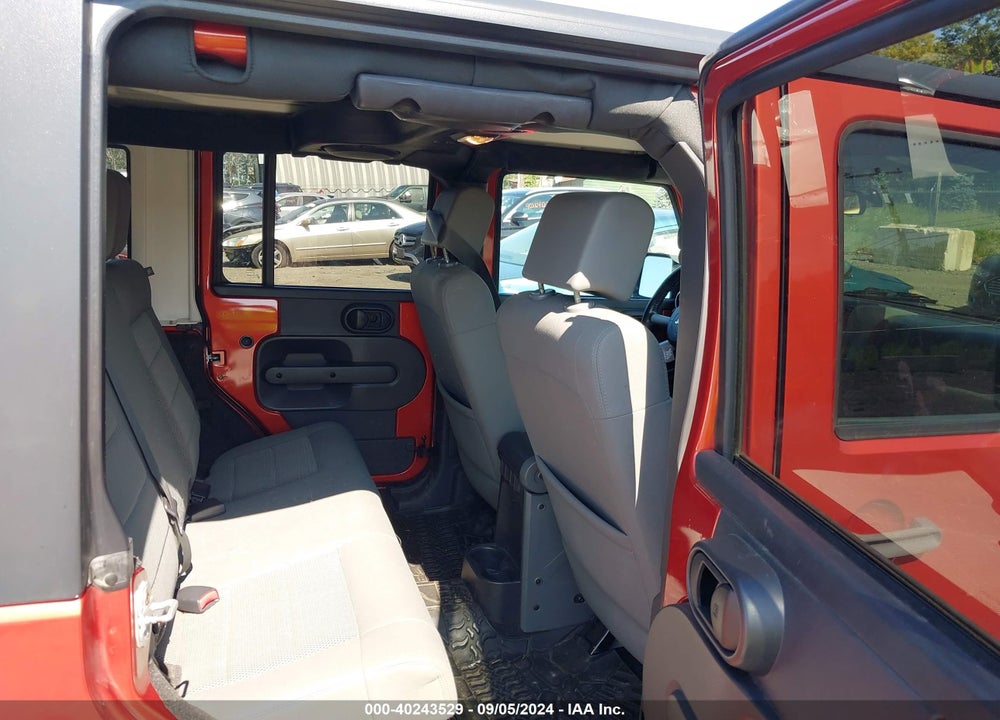 2009 JEEP WRANGLER UNLIMITED SAHARA VIN: 1J4GA59129L772669