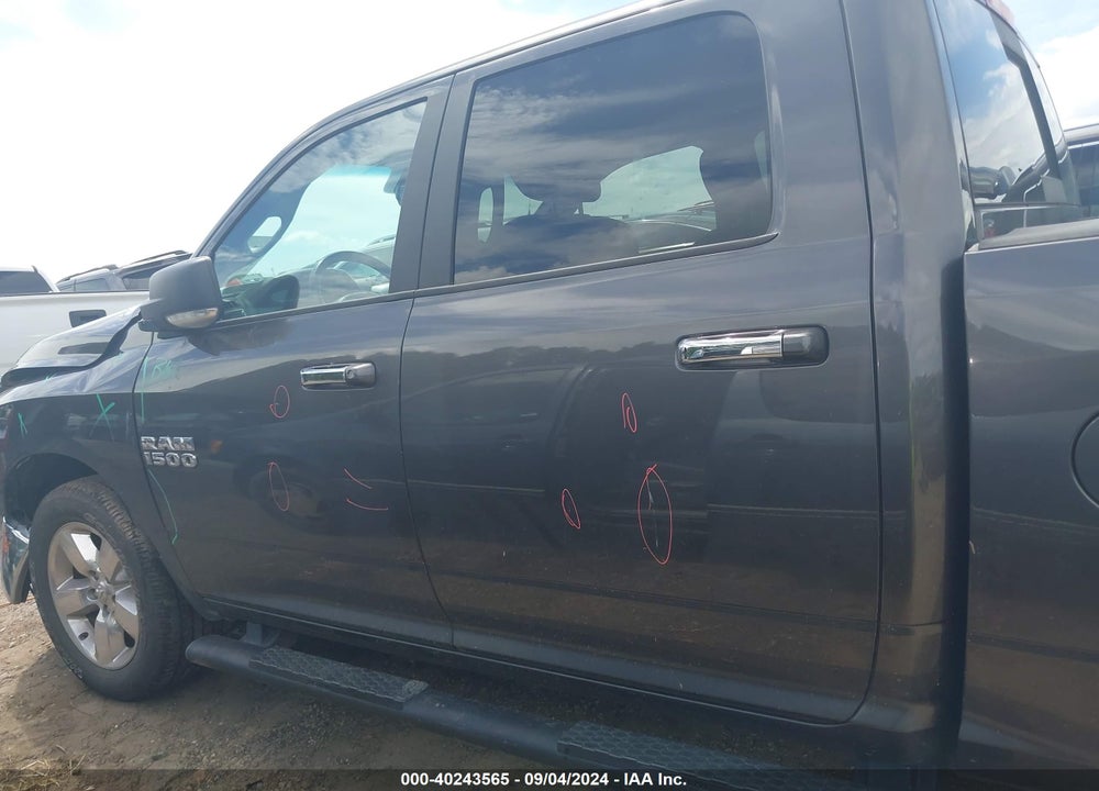 2018 RAM 1500 BIG HORN 4X4 5'7 BOX VIN: 3C6RR7LG5JG251289