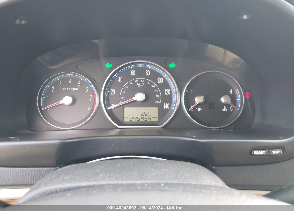 2009 HYUNDAI SANTA FE GLS VIN: 5NMSG13D89H299033