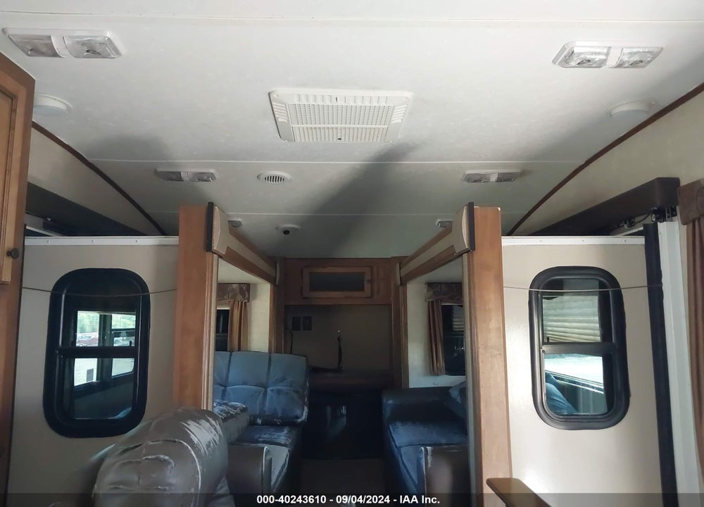 2014 KEYSTONE R SPRINTER C VIN: 4YDF33325E1530348
