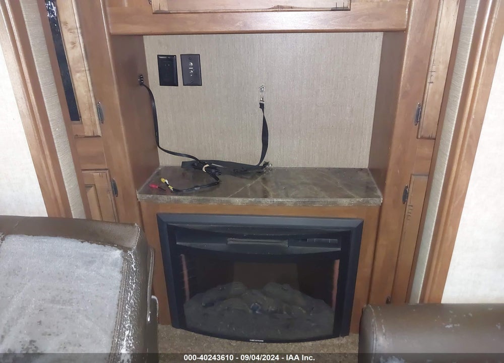 2014 KEYSTONE R SPRINTER C VIN: 4YDF33325E1530348