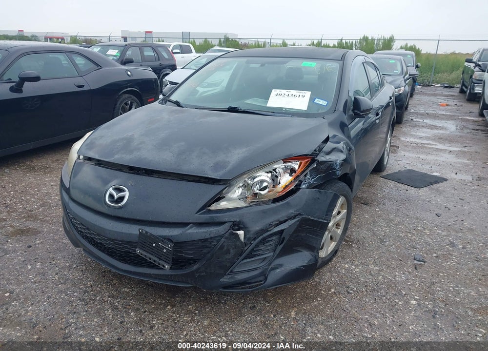 2011 MAZDA 3 I TOURING VIN: JM1BL1VF5B1404055