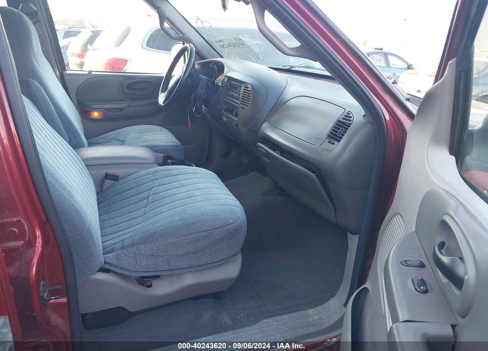 2001 FORD F-150 KING RANCH EDITION/LARIAT/XLT VIN: 1FTRW08W61KE21130
