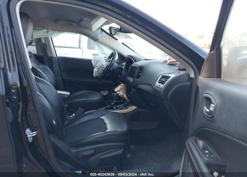2018 JEEP COMPASS LATITUDE 4X4 VIN: 3C4NJDBB5JT349801