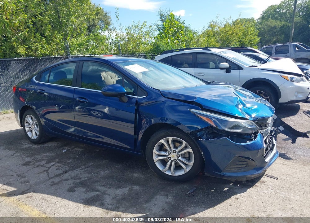 2019 CHEVROLET CRUZE LT VIN: 1G1BE5SM2K7103026